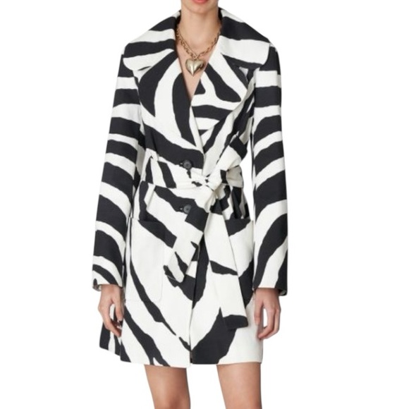 CAROLINA HERRERA
Zebra Wide-Lapel Patch-Pocket Coat - Picture 1 of 10